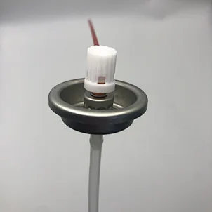 Carburetor cleaner aerosol spray nozzle tip assembly